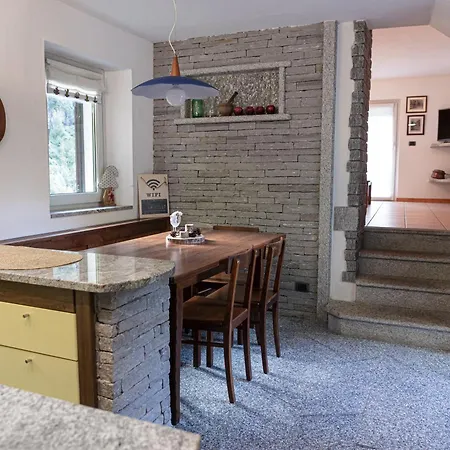 Casa Schiappo Montagna Natura E Relax. 別荘 Iselle